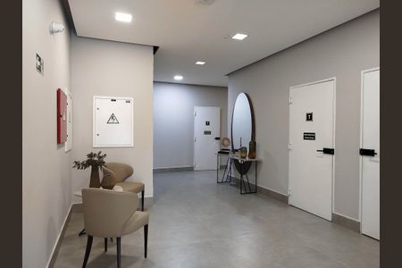 Apartamento para alugar com 63m², 2 quartos e 1 vaga Apartamento para alugar com 63m², 2 quartos e 1 vagaHall social