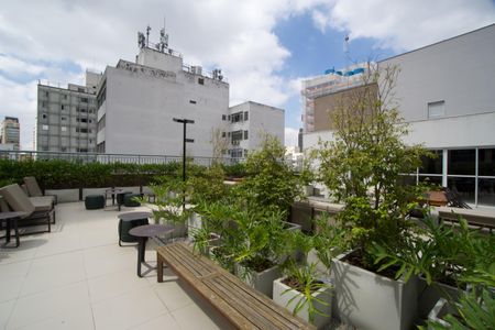 Apartamento para alugar com 31m², 1 quarto e sem vaga