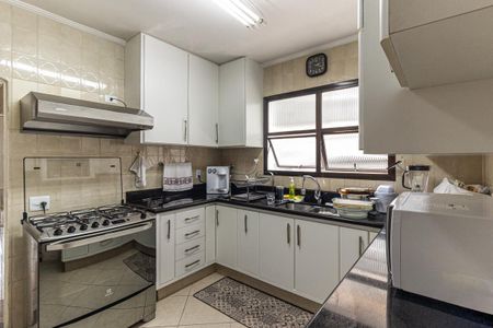 Apartamento para alugar com 250m², 4 quartos e 4 vagasCozinha