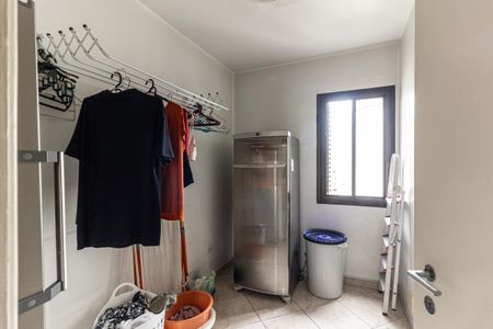Apartamento para alugar com 250m², 4 quartos e 4 vagasQuarto de Serviço 2