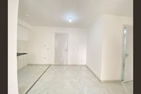 Sala de apartamento para alugar com 2 quartos, 50m² em Todos Os Santos, Rio de Janeiro