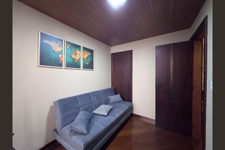 Apartamento à venda com 180m², 4 quartos e 3 vagas Apartamento à venda com 180m², 4 quartos e 3 vagasQuarto 3 (Reversível)