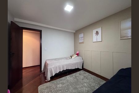 Apartamento à venda com 180m², 4 quartos e 3 vagas Apartamento à venda com 180m², 4 quartos e 3 vagasQuarto 1
