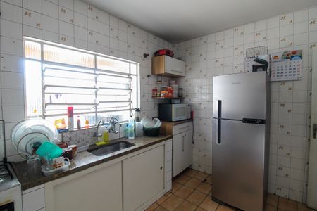 Casa para alugar com 250m², 4 quartos e 2 vagas Casa para alugar com 250m², 4 quartos e 2 vagasCozinha