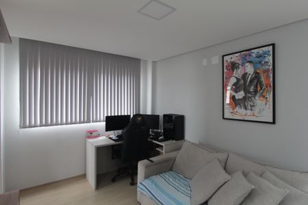 Sala de apartamento à venda com 2 quartos, 49m² em Planalto, Belo Horizonte