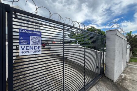 Apartamento à venda com 49m², 2 quartos e 1 vaga Apartamento à venda com 49m², 2 quartos e 1 vagaPlaquinha Instalada