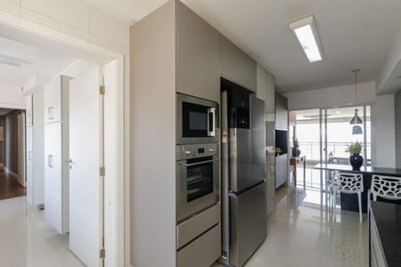 Apartamento à venda com 237m², 4 quartos e 3 vagasFoto 15
