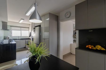 Apartamento à venda com 237m², 4 quartos e 3 vagasFoto 17