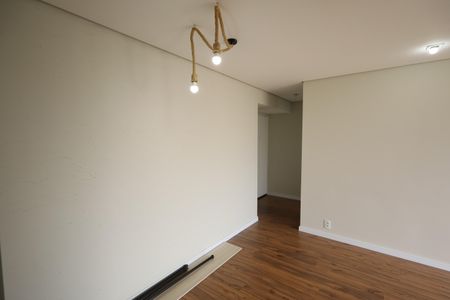 Sala de apartamento à venda com 2 quartos, 50m² em Jardim Anhanguera, São Paulo