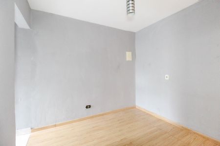 Sala - Quarto de casa para alugar com 1 quarto, 45m² em Vila Carmosina, São Paulo