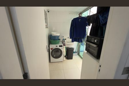 Casa de Condomínio à venda com 4 quartos, 125m² em Cabral, Contagem