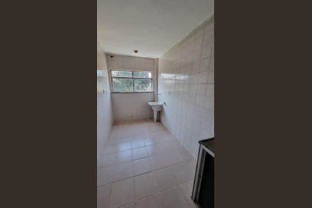 Cozinha de apartamento para alugar com 2 quartos, 56m² em Tanque, Rio de Janeiro