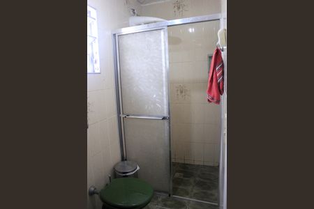 Casa à venda com 182m², 4 quartos e 2 vagasBanheiro da suíte 2