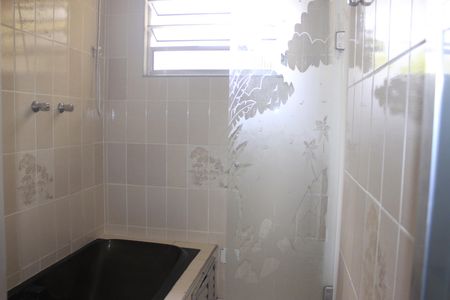 Casa à venda com 182m², 4 quartos e 2 vagasBanheiro da suíte 1