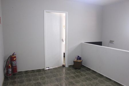 Casa à venda com 182m², 4 quartos e 2 vagasRall das Suítes