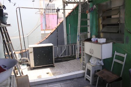 Casa à venda com 182m², 4 quartos e 2 vagasLavanderia