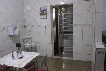 Casa à venda com 182m², 4 quartos e 2 vagasCopa da cozinha/Sala da edícula 1