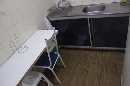 Casa à venda com 182m², 4 quartos e 2 vagasCozinha