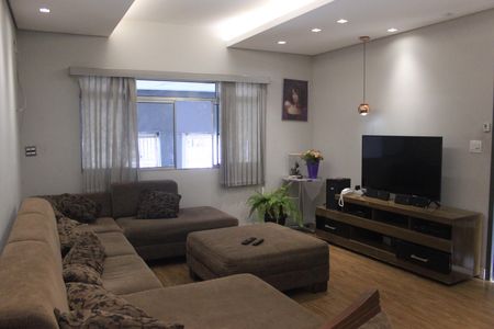 Sala de casa à venda com 4 quartos, 182m² em Vila Ester, Guarulhos