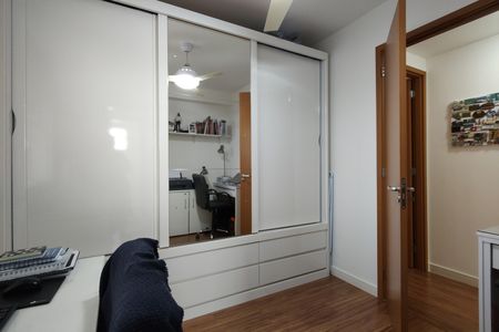 Apartamento à venda com 82m², 3 quartos e 1 vagaQuarto 2 - Suíte