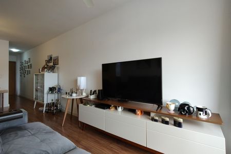 Apartamento à venda com 82m², 3 quartos e 1 vagaSala