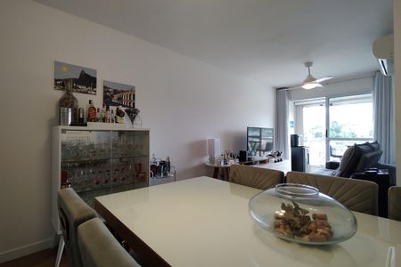 Apartamento à venda com 82m², 3 quartos e 1 vagaSala