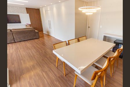 Apartamento para alugar com 178m², 3 quartos e 3 vagasSala