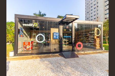 Apartamento para alugar com 178m², 3 quartos e 3 vagasÁrea comum - Mercadinho