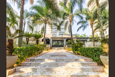 Apartamento para alugar com 178m², 3 quartos e 3 vagasFachada