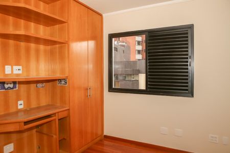 Apartamento à venda com 131m², 3 quartos e 2 vagas Apartamento à venda com 131m², 3 quartos e 2 vagasSuíte 2