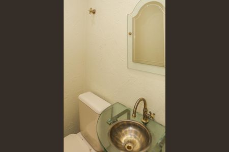 Apartamento à venda com 131m², 3 quartos e 2 vagas Apartamento à venda com 131m², 3 quartos e 2 vagasLavabo