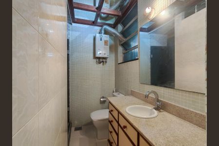 Apartamento para alugar com 81m², 2 quartos e sem vaga Apartamento para alugar com 81m², 2 quartos e sem vagaBanheiro da Suíte 2