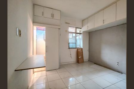 Apartamento para alugar com 81m², 2 quartos e sem vaga Apartamento para alugar com 81m², 2 quartos e sem vagaSuíte 2