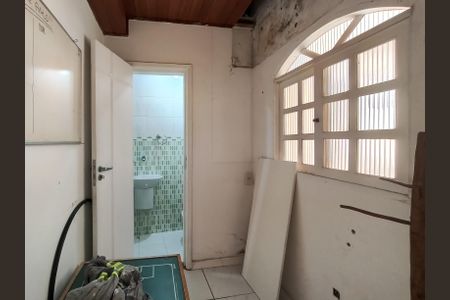Apartamento para alugar com 81m², 2 quartos e sem vaga Apartamento para alugar com 81m², 2 quartos e sem vagaLavabo