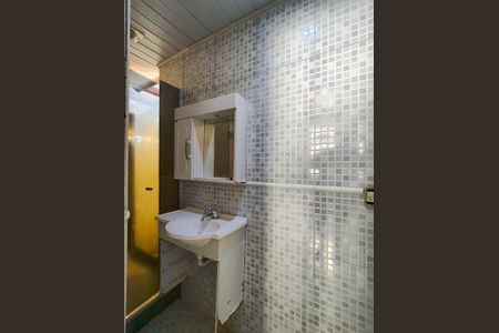 Apartamento para alugar com 81m², 2 quartos e sem vaga Apartamento para alugar com 81m², 2 quartos e sem vagaBanheiro da Suíte 1