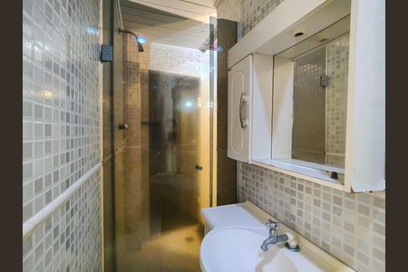 Apartamento à venda com 81m², 2 quartos e sem vagaBanheiro da Suíte 1