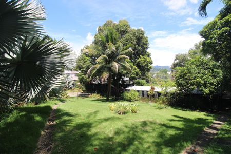 Casa à venda com 1316m², 7 quartos e 26 vagasQuintal