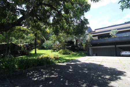 Casa à venda com 1316m², 7 quartos e 26 vagasQuintal