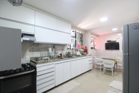 Casa à venda com 1316m², 7 quartos e 26 vagasCozinha