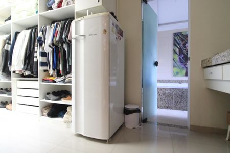 Casa à venda com 1316m², 7 quartos e 26 vagasSuíte 4 - Closet 2