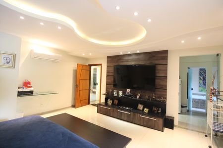 Casa à venda com 1316m², 7 quartos e 26 vagasSuíte 4