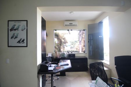 Casa à venda com 1316m², 7 quartos e 26 vagasEscritório