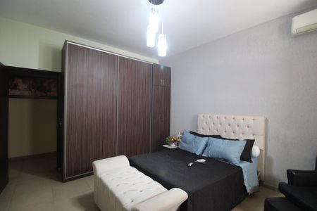 Casa à venda com 1316m², 7 quartos e 26 vagasSuíte 1