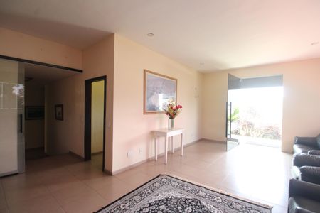 Casa à venda com 1316m², 7 quartos e 26 vagasSala 1