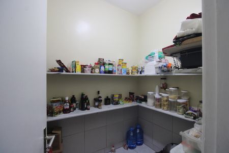 Casa à venda com 1316m², 7 quartos e 26 vagasCozinha - Despensa