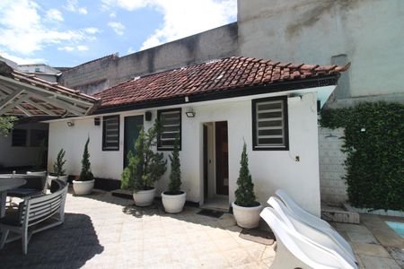 Casa à venda com 1316m², 7 quartos e 26 vagasQuintal - Banheiros, sauna