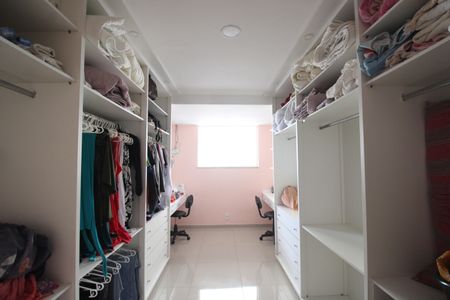 Casa à venda com 1316m², 7 quartos e 26 vagasSuíte 3 - Closet