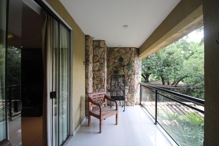 Casa à venda com 1316m², 7 quartos e 26 vagasSuíte 4 - Varanda