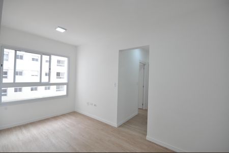 Sala de apartamento para alugar com 2 quartos, 46m² em Vila Mazzei, São Paulo