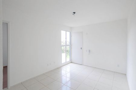 Sala  de apartamento à venda com 2 quartos, 43m² em Caiapos, Contagem